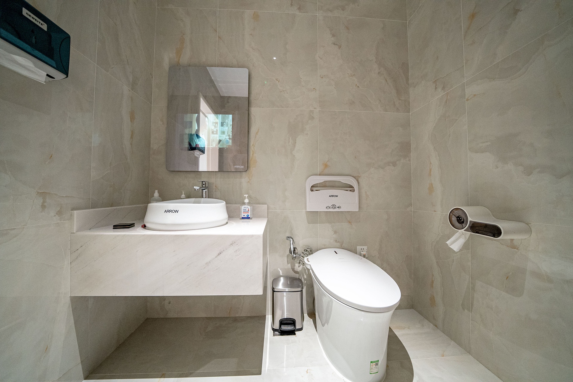 ���ٵ羺�������